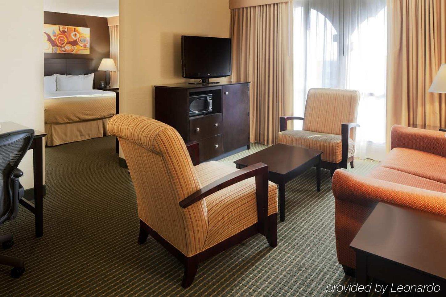 Doubletree By Hilton Dallas Market Center Quarto foto