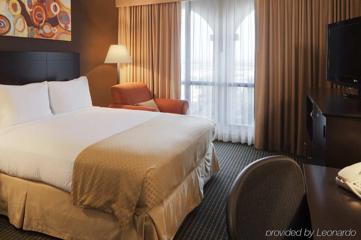 Doubletree By Hilton Dallas Market Center Quarto foto